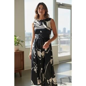 Donna Karan Sleeveless Floral Print V-Neck Ball Gown